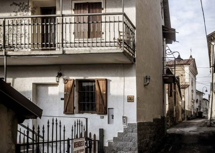 Monasterolo Casotto – Casa con giardino – 80.000€